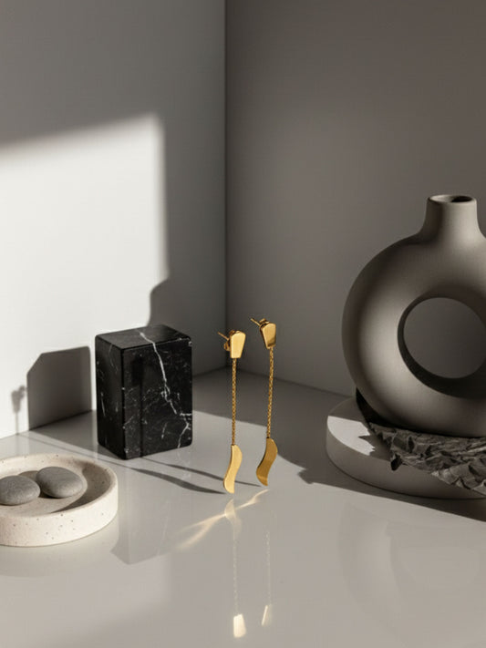 Wavy Drop Chain Earrings