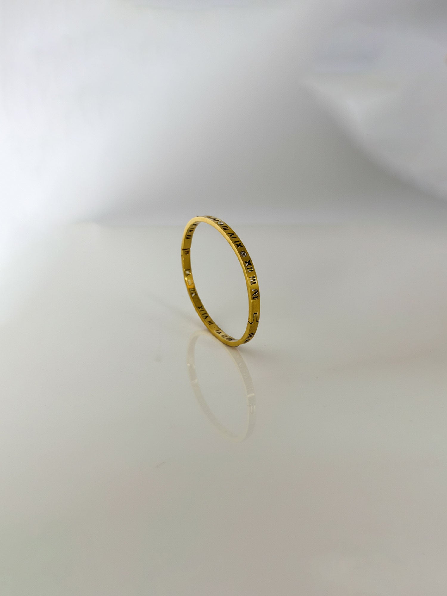 Roman Elegance Bangle