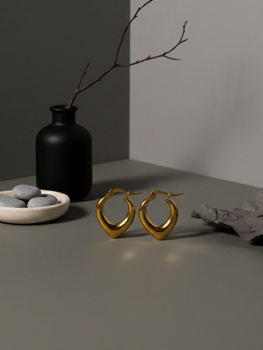 Golden Heart Curve Hoop