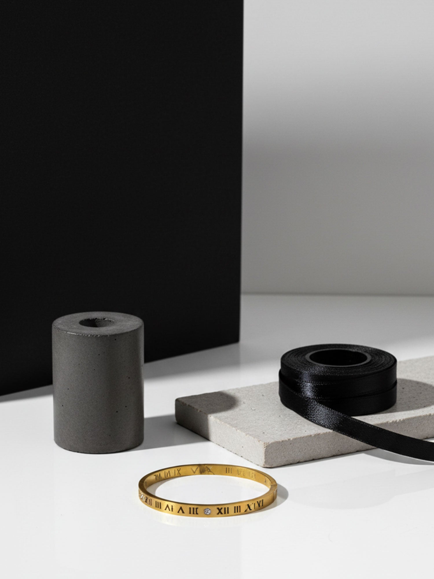 Roman Elegance Bangle